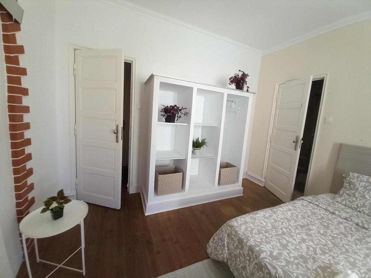ペニシェ Casa Blancaホステル エクステリア 写真