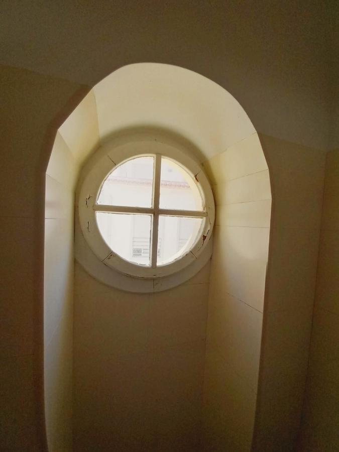 ペニシェ Casa Blancaホステル エクステリア 写真