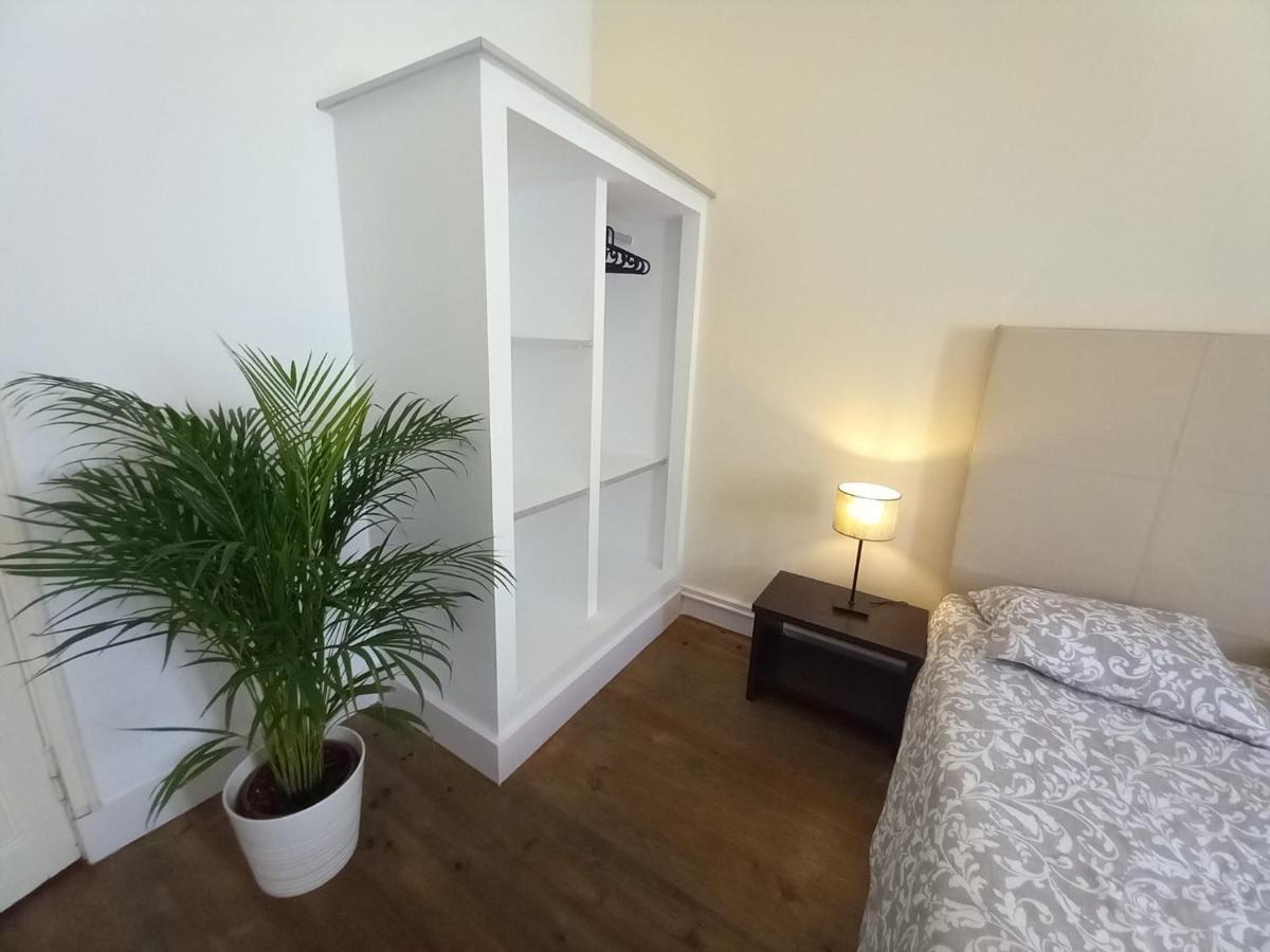ペニシェ Casa Blancaホステル エクステリア 写真