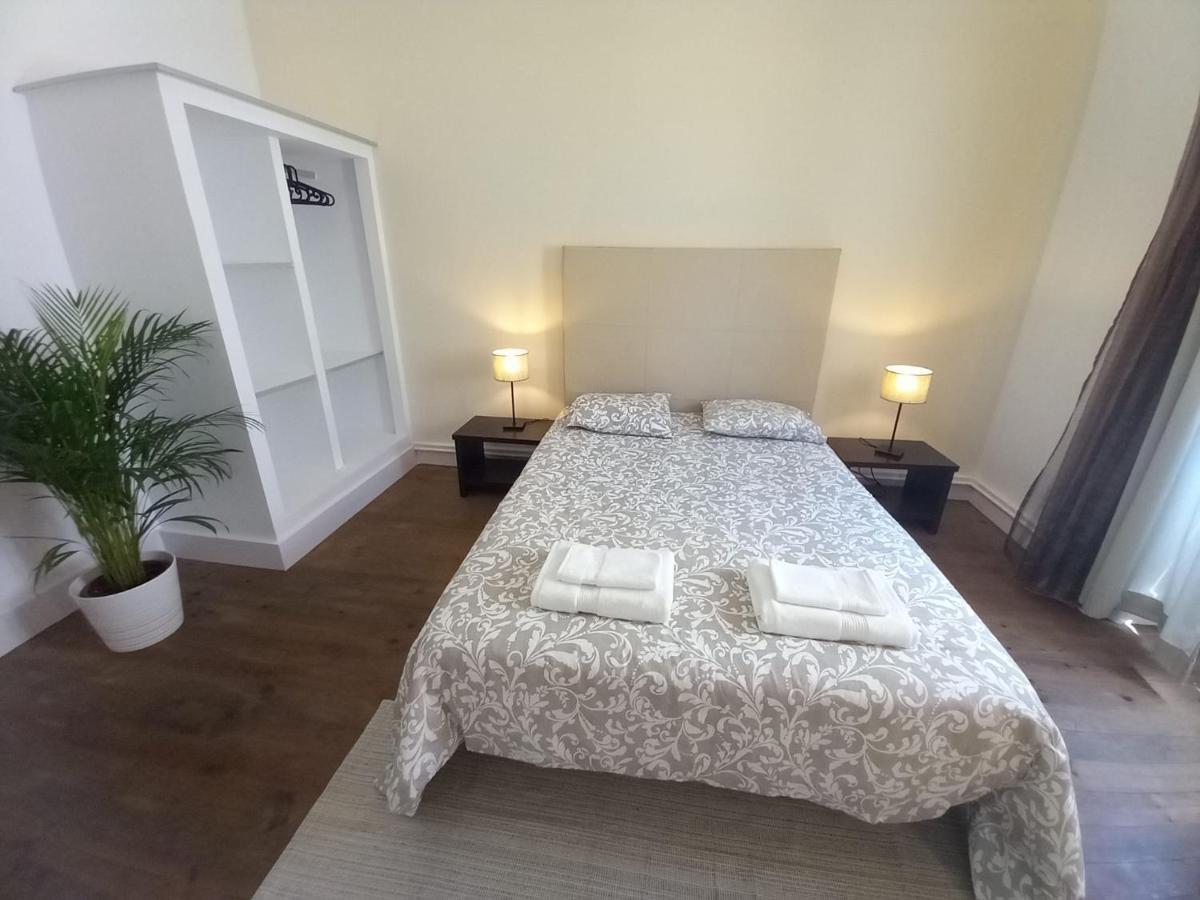 ペニシェ Casa Blancaホステル エクステリア 写真